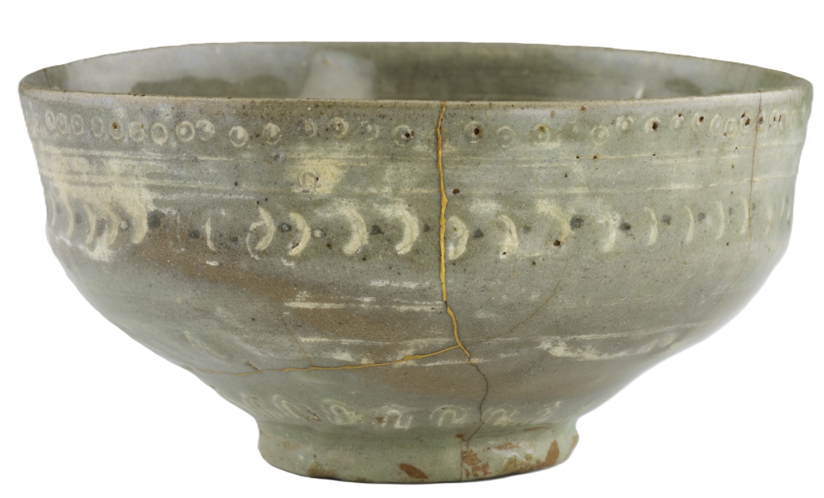 Kintsugi bowl, the mended vessel, metaphor for a peninsula repaired yet stronger in its seams